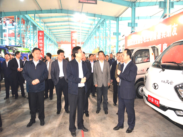 市新旧动能转换重大项目推进会太阳集团tyc539集团科普教育基地举行观摩